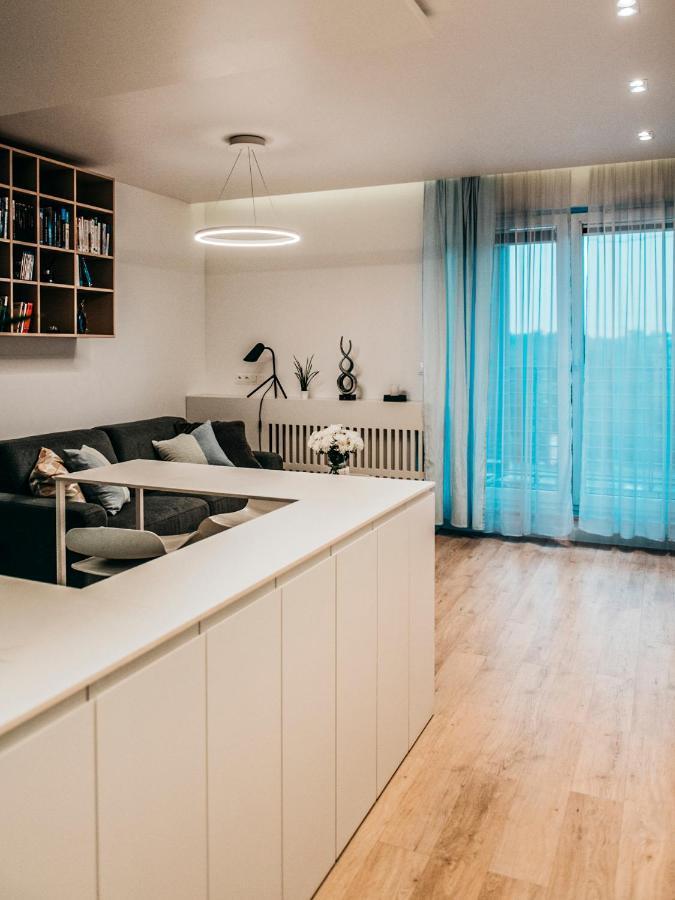Oceana Silesian Place Apartments カトヴィツェ エクステリア 写真